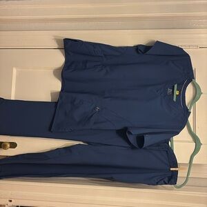 Wonder wink 123 navy scrubs XL Petite pants and XL scrubs top